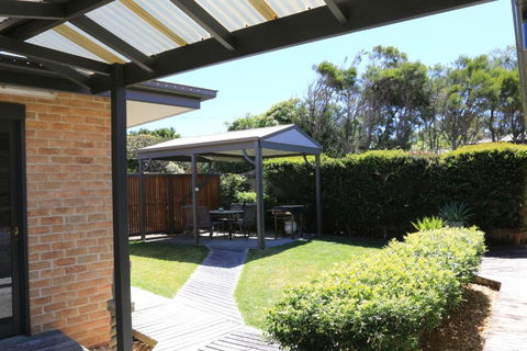 Bunkys By The Sea Holiday House - Accommodation Sydney 2