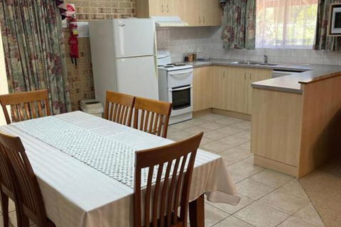 Esperance Holiday Apartment - Sydney 4u 6