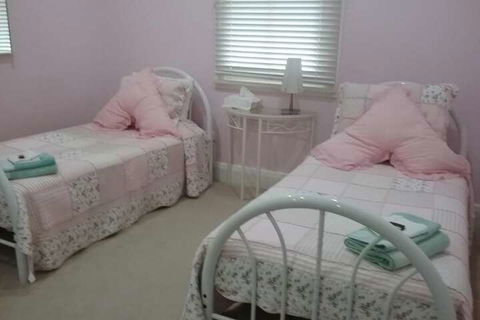 Langley Cottage B & B - Accommodation Sydney 3