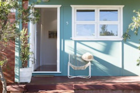 Artist Retreat - Accommodation Sydney 0