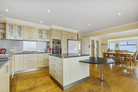 Lake Tyers Beach House - Accommodation Sydney 3