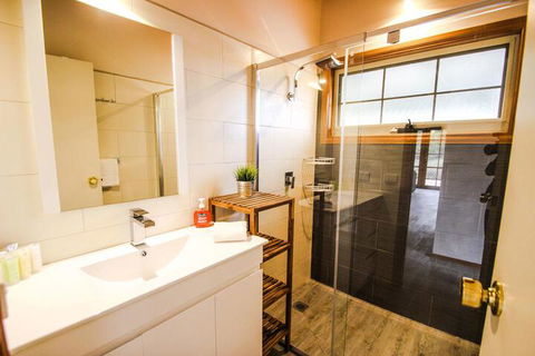 Halinka Lodge - Sydney 4u 3