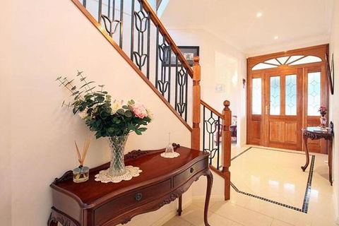 Cape View Manor Bed & Breakfast - Accommodation Sydney 6