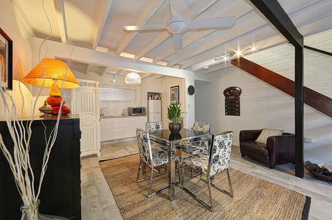 ZEN Beach Retreat - Accommodation Sydney 4