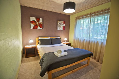 Kianinny Bush Cottages - Sydney 4u 4