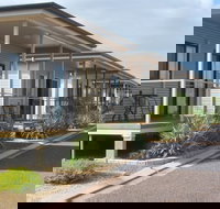 Sundowner Cabin and Tourist Park - Sydney Resort