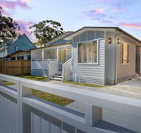 Margarets Hamptons Cottage - Accommodation Sydney