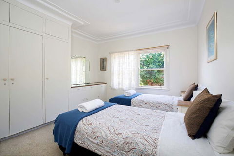 Scarletts - Accommodation Sydney 7