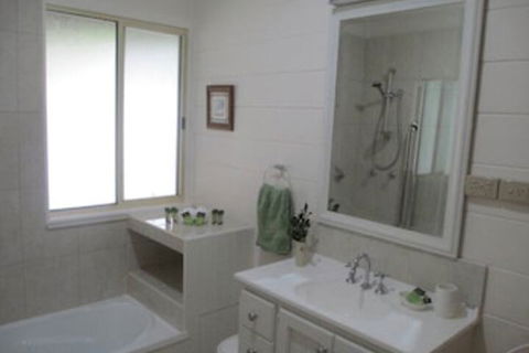 All About Me B & B - Accommodation Sydney 1