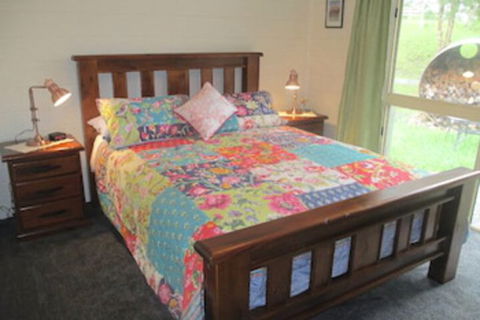 All About Me B & B - Accommodation Sydney 6