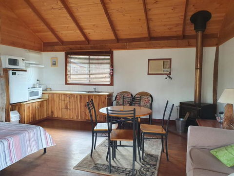 Gaddleen Grove Cottages - Sydney 4u 1