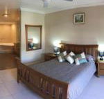 Huge House on the Grand Canal - Accommodation Sydney