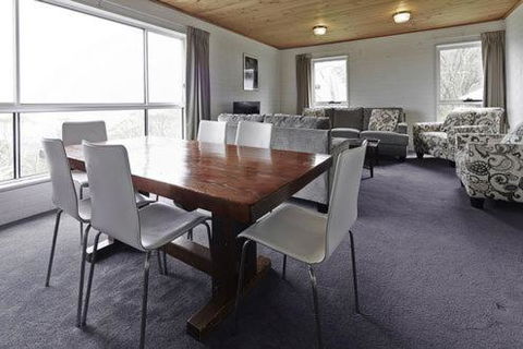 Moose 9 - Accommodation Sydney 5