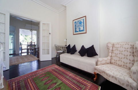 MPT67A Beautifully Decorated 1 Bed - Accommodation Sydney 5