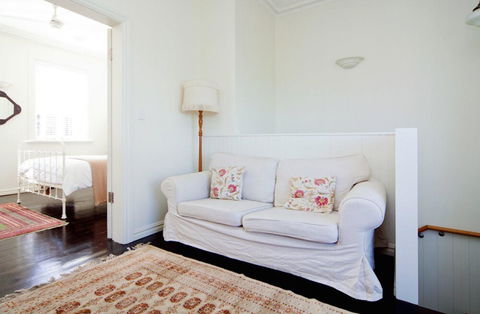 MPT67A Beautifully Decorated 1 Bed - Accommodation Sydney 3