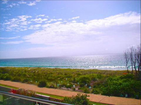 Waterfront Dream Vincentia - Accommodation Sydney 4