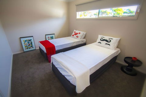 The Races Swanport - Accommodation Sydney 2