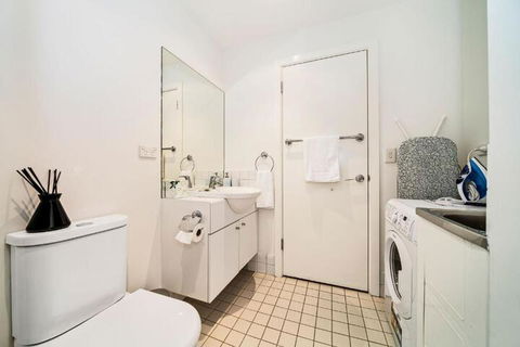 York Apartments - Sydney 4u 5