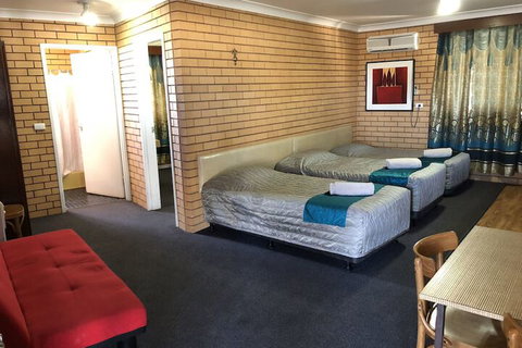 Stockman Motor Inn - Sydney Resort 3