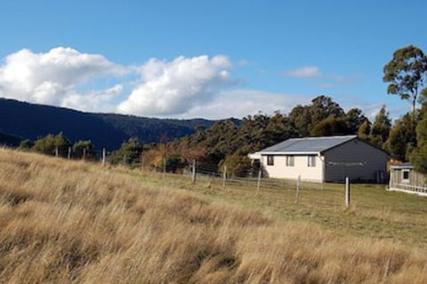 Engadine Cottage - Accommodation Sydney 0