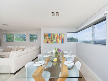 The Penthouse At Little Beach - Accommodation Sydney 0