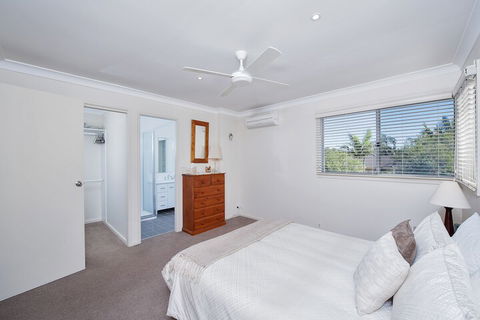 Sea Whispers - Accommodation Sydney 2