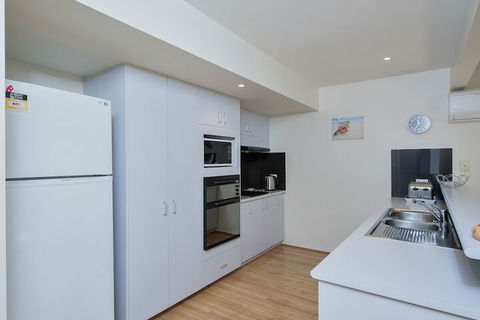 Sea Whispers - Accommodation Sydney 7