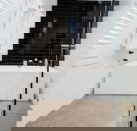 Bespoke On Main - Accommodation Sydney