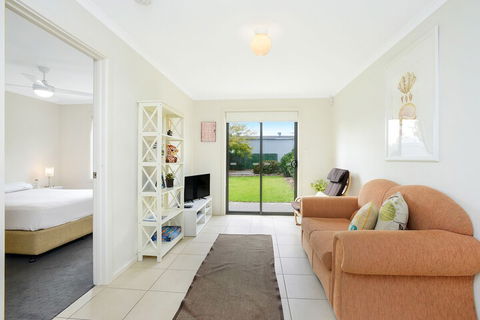Bayside - Sydney 4u 6