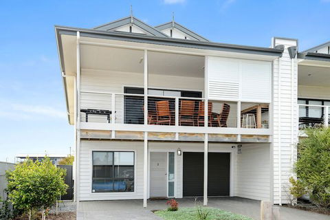 Bayside - Sydney 4u 1