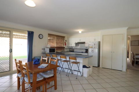 Holiday On The Water - Accommodation Sydney 4