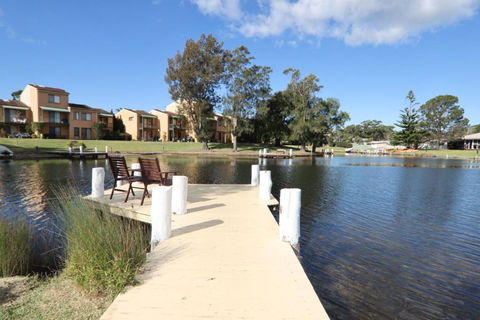 Holiday On The Water - Accommodation Sydney 1