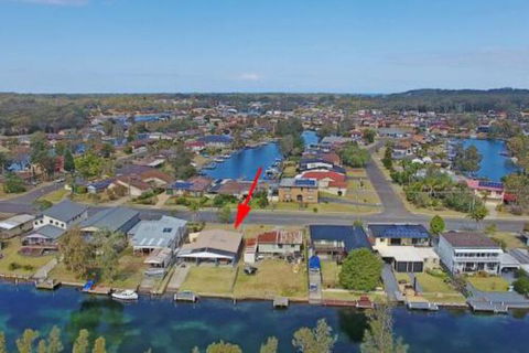 Ranu House Waterfront - Accommodation Sydney 2