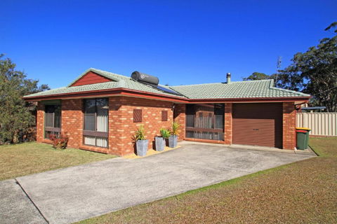 Relax & Unwind In Badgee - Accommodation Sydney 1