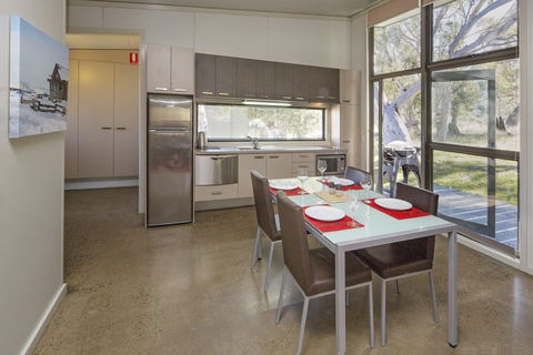 Ecocrackenback 13 'Sustainable Chalet Close To The Slopes.' - Sydney 4u 3