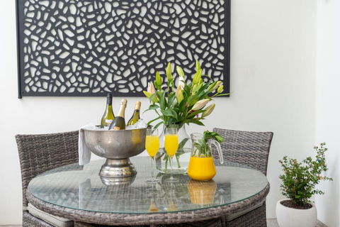 CENTRAL NO 5 LUXURY APARTMENT - Accommodation Sydney 3
