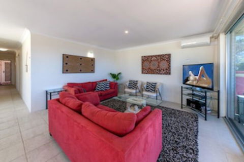 Laman Lodge Unit 5 15 Laman Street - Accommodation Sydney 0