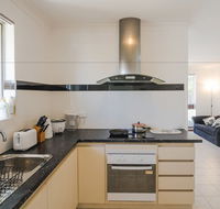 Cosy Murdoch Home - Sydney 4u