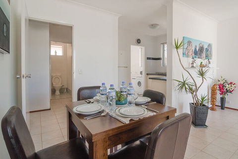 Cosy Murdoch Home - Sydney 4u 6