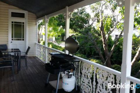 YesterYear On West - Accommodation Sydney 6