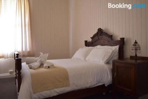 YesterYear On West - Accommodation Sydney 5