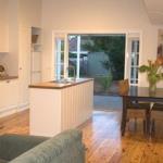 The Yellow Daisy - Accommodation Sydney 0