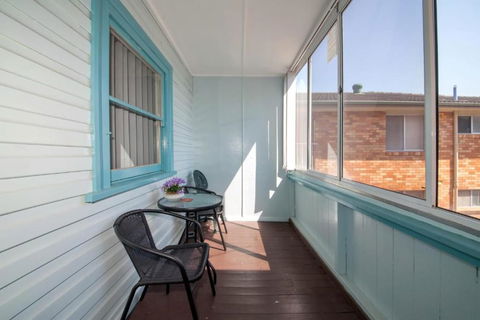 Pacific Units Unit 2 94 Magnus Street - Accommodation Sydney 5
