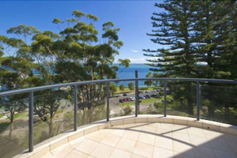 Magnus Pines, Unit 10/52 Magnus Street - Accommodation Sydney 4