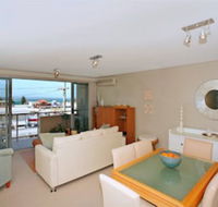 Bayview Apartments Unit 7/42 Stockton Street - Accommodation Sydney