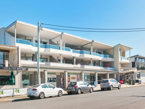 Footprints At Fingal Bay - Accommodation Sydney 5