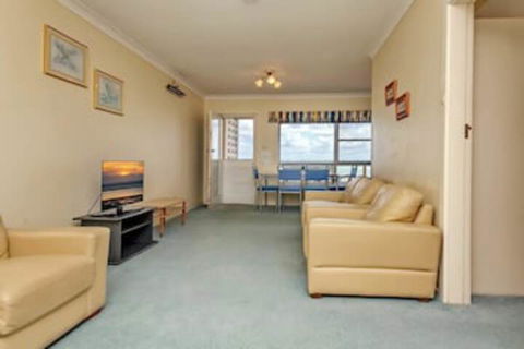 Quarterdeck Unit 4 / 12 Magnus Street - Accommodation Sydney 0