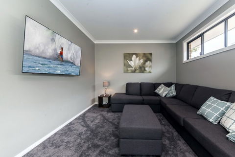 Tomaree Road 19 The Cottage - Accommodation Sydney 5
