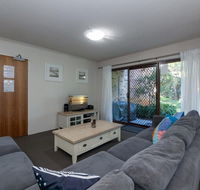 Bay Parklands Beachside Paradise 57 2 Gowrie Ave - Accommodation Sydney