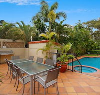 Sunset in Surfers - Accommodation Sydney